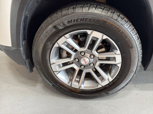Used 2026 GMC Terrain Elevation AWD/4WD image 9