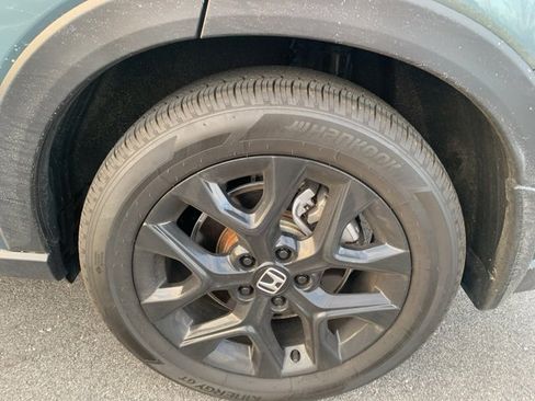 Used 2025 Honda HR-V Sport image 11