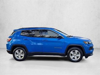 Used 2022 Jeep Compass Latitude w/ Convenience Group FWD video 4