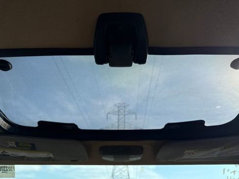 Used 2000 Nissan Xterra XE AWD/4WD image 22
