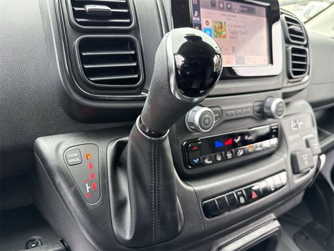 New 2026 RAM ProMaster 2500 w/ Convenience Group image 18