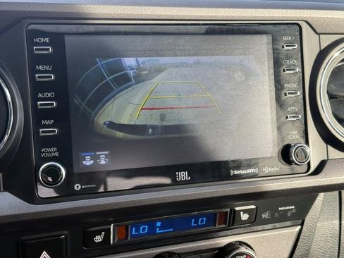 Used 2022 Toyota Tacoma TRD Sport w/ TRD Premium Sport Package image 19