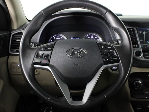 Used 2016 Hyundai Tucson Limited image 8