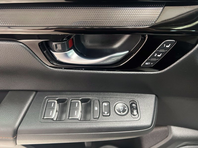 Used 2025 Honda CR-V Sport Touring image 21
