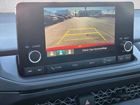 Used 2023 Honda Accord LX image 13