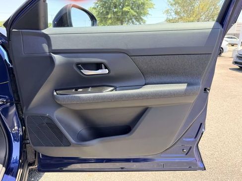 New 2026 Nissan Kicks SV w/ SV Premium Package FWD image 8