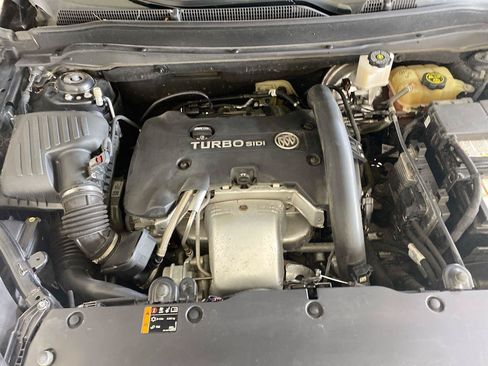 Used 2020 Buick Envision Premium AWD/4WD image 2