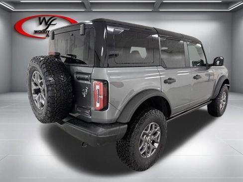 New 2025 Ford Bronco Badlands image 6