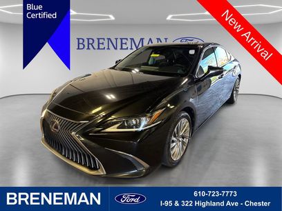 Used 2020 Lexus ES 300h w/ Luxury Package