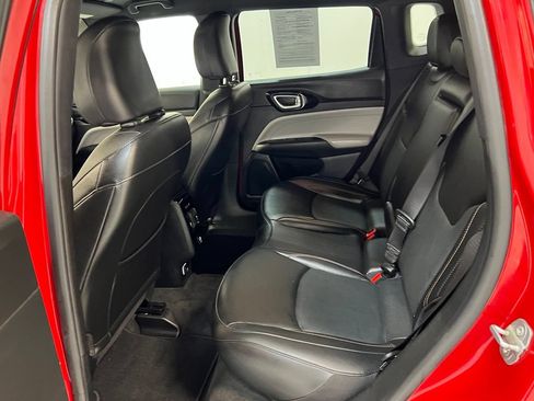 Used 2023 Jeep Compass Limited AWD/4WD image 28