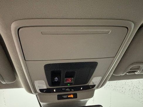 Used 2024 Honda Accord Touring image 31