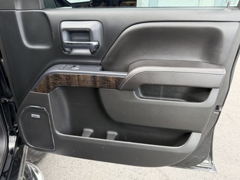 Used 2015 GMC Sierra 1500 Denali w/ Driver Alert Package AWD/4WD image 32