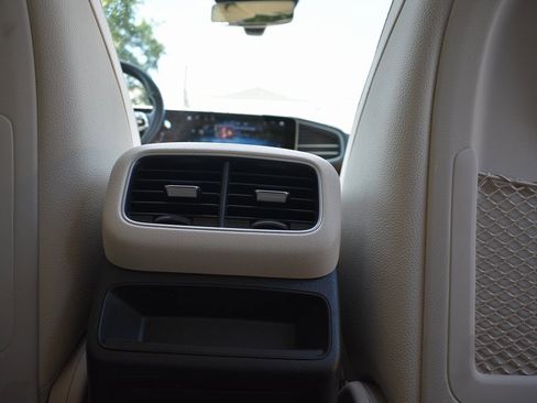 Used 2023 Mercedes-Benz GLE 350 4MATIC image 32