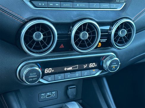 Used 2022 Nissan Sentra SR w/ Midnight Edition image 20