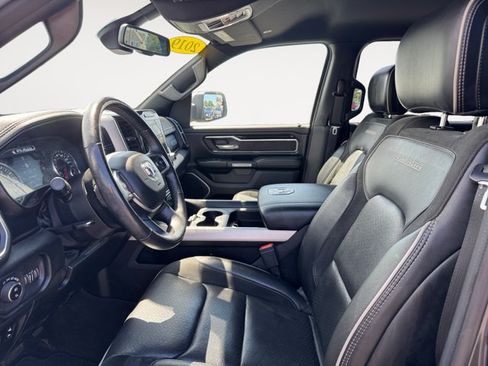 Used 2019 RAM 1500 Laramie w/ Sport Appearance Package AWD/4WD image 12