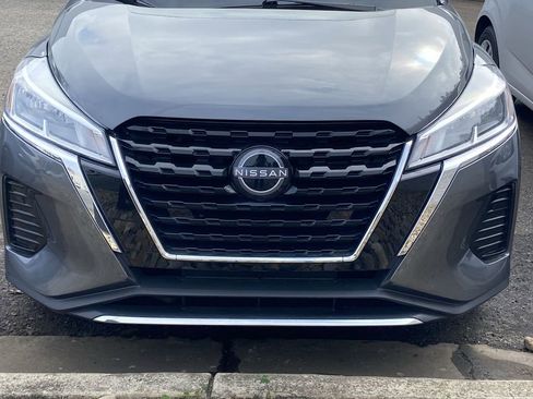 Used 2024 Nissan Kicks S image 8