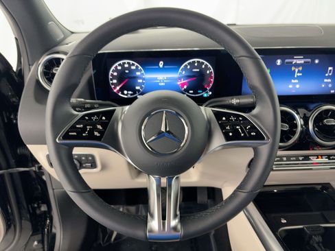 Certified 2026 Mercedes-Benz GLA 250 image 17