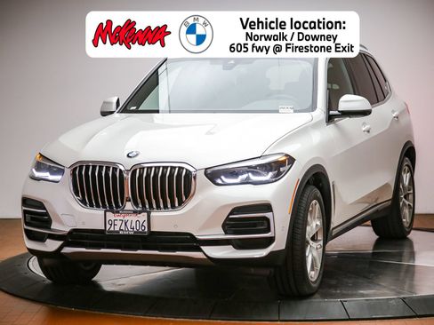 Used 2023 BMW X5 xDrive40i w/ Climate Comfort Package AWD/4WD image 1