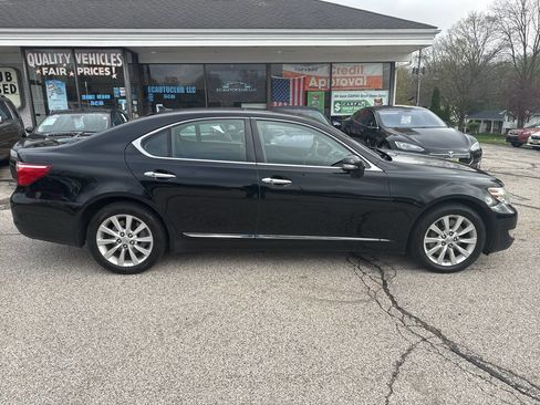 Used 2011 Lexus LS 460 AWD w/ Comfort Pkg image 10