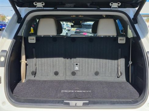 Used 2020 Toyota Highlander Limited image 8