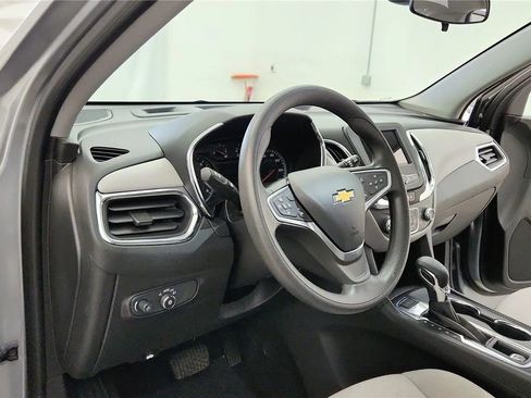 Used 2023 Chevrolet Equinox LS w/ Driver Confidence II Package AWD/4WD image 22