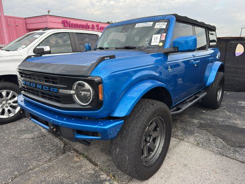 Used 2022 Ford Bronco Black Diamond AWD/4WD image 1