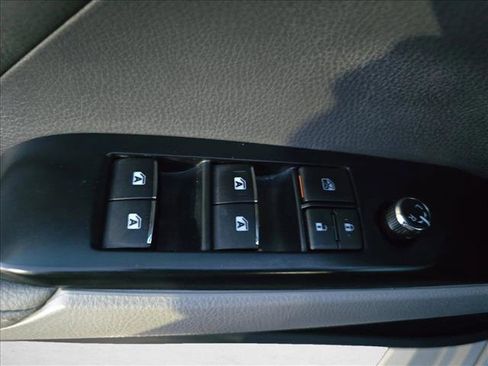 Used 2018 Toyota Camry XSE w/ Driver Assist Package image 28