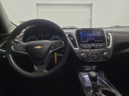 Used 2022 Chevrolet Malibu LS w/ Driver Confidence Package II FWD image 22
