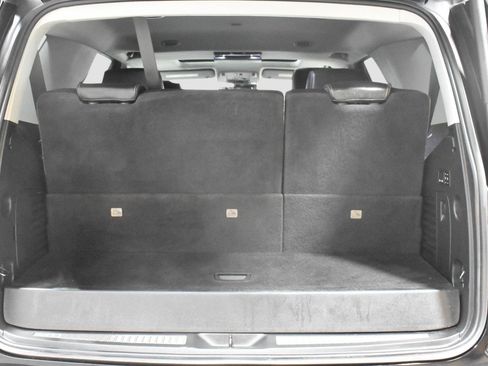 Used 2020 GMC Yukon Denali image 29