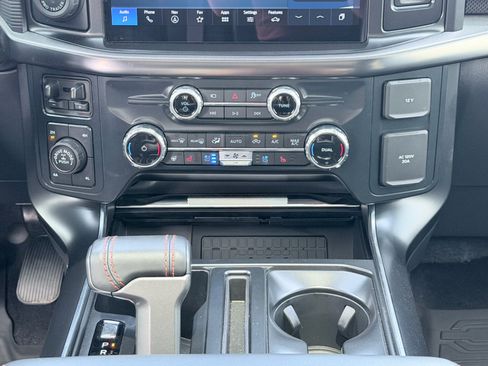 Used 2025 Ford F150 Raptor AWD/4WD image 19