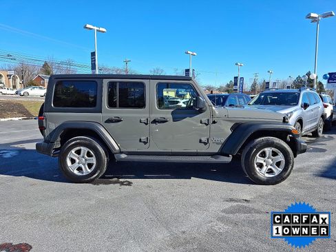 Used 2019 Jeep Wrangler Unlimited Sport S image 9