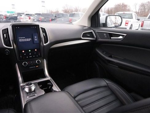 Certified 2024 Ford Edge SEL image 24