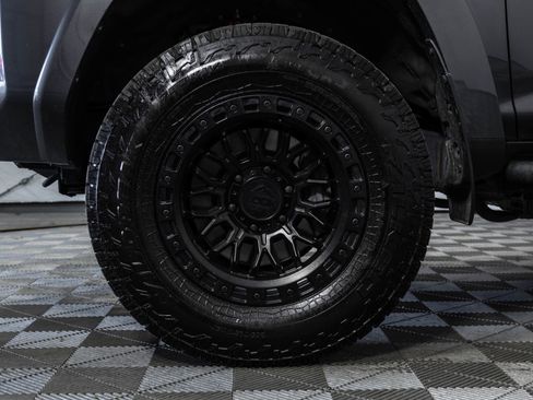 Used 2022 Toyota 4Runner SR5 AWD/4WD image 47