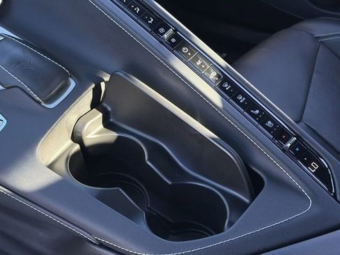 Used 2020 Chevrolet Corvette Stingray w/ 2LT Preferred Equipment Group image 28