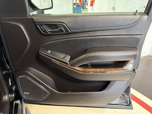 Used 2016 Chevrolet Tahoe LT AWD/4WD image 28
