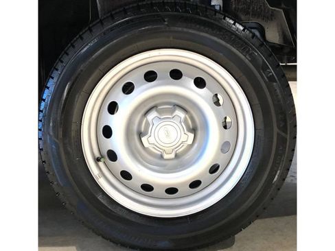 Used 2023 Ford Maverick XL image 11