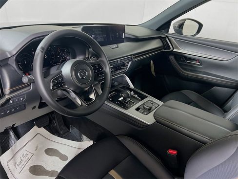 New 2025 MAZDA CX-90 Plug-In Hybrid w/ Premium Plus image 9