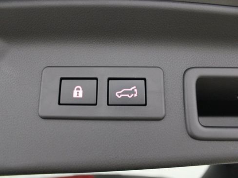 Used 2025 Subaru Forester Sport w/ Popular Package #1 image 20