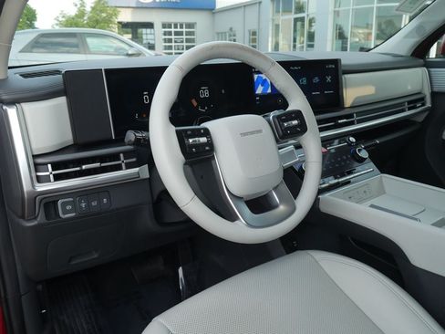 Used 2025 Hyundai Santa Fe SEL AWD/4WD image 42