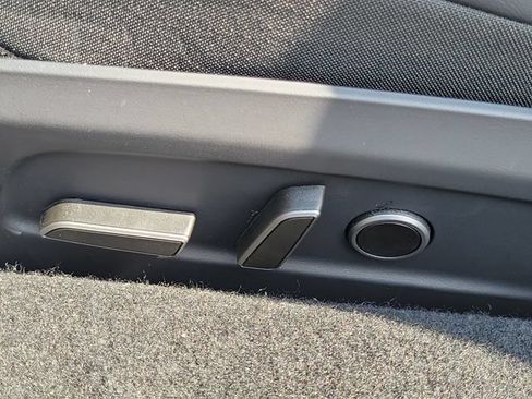 Used 2024 Tesla Model 3 Standard Range RWD image 21