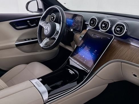 Certified 2024 Mercedes-Benz C 300 4MATIC Sedan image 17