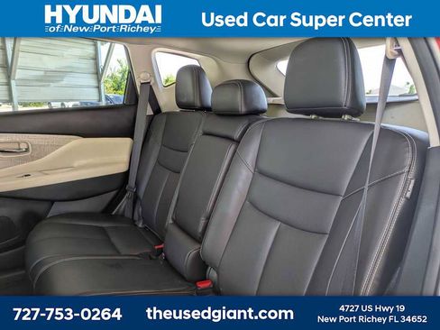 Used 2020 Nissan Murano SL w/ Cargo Package image 16