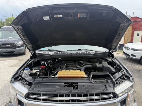 Used 2018 Ford F150 XLT w/ Equipment Group 302A Luxury AWD/4WD image 22