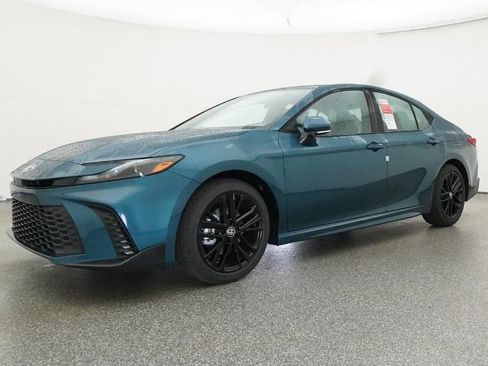 New 2026 Toyota Camry SE image 6