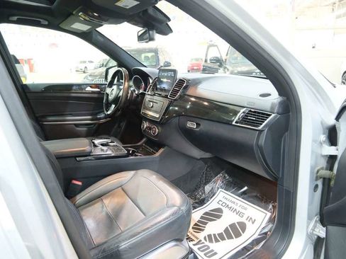 Used 2018 Mercedes-Benz GLS 550 4MATIC w/ Driver Assistance Package image 36