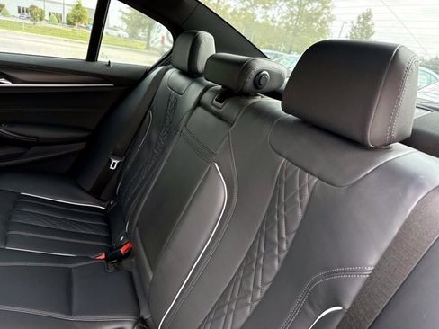 Used 2023 BMW M550i xDrive AWD/4WD image 13