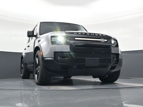 Used 2021 Land Rover Defender 110 X AWD/4WD image 21