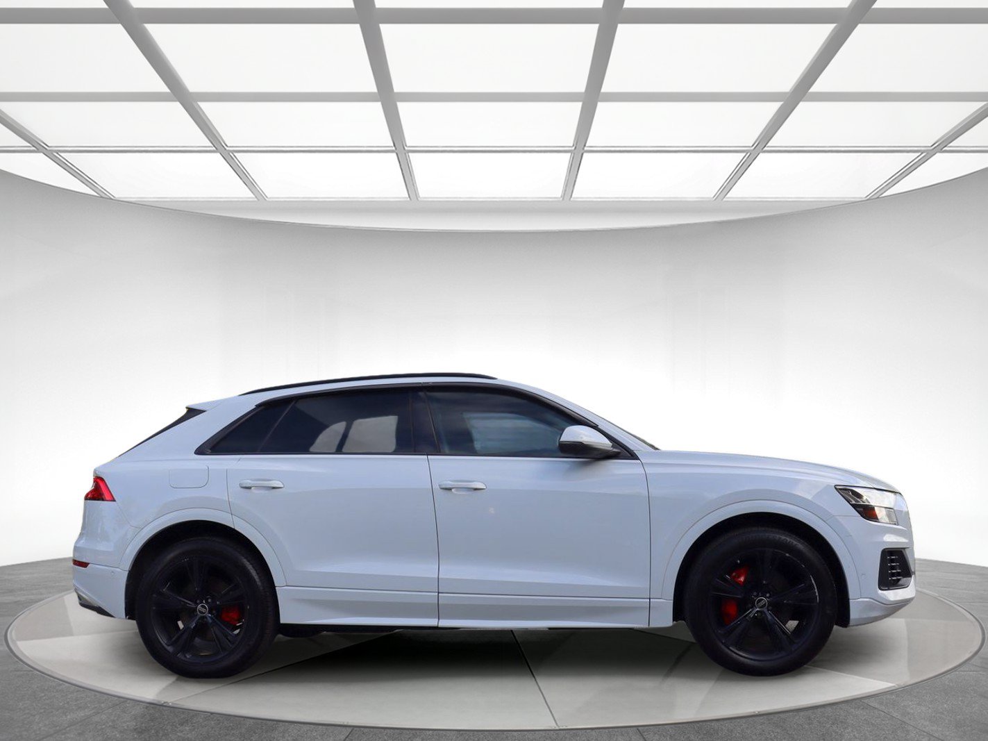 Used 2023 Audi Q8 Premium w/ Convenience Package AWD/4WD image 5