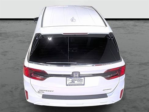 Used 2025 Honda Odyssey Sport-L image 3