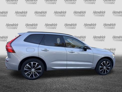 Certified 2025 Volvo XC60 B5 Plus image 5
